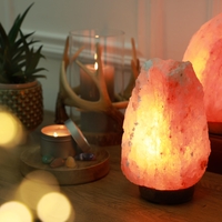 9 pozitivnih lastnosti himalajske solne svetilke