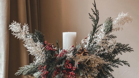 Sanjski trendi božičnih dekoracij - Letos bosta v ospredju bela in zlata barva