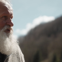 Karel Gržan: "Odtujenost od samega sebe nas potisne v odvisnosti"