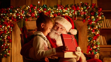 Ali bi morali otroku povedati resnico o Božičku?