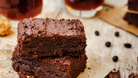 Recept za zdrave brownieje, ki jih boste lahko jedli brez slabe vesti