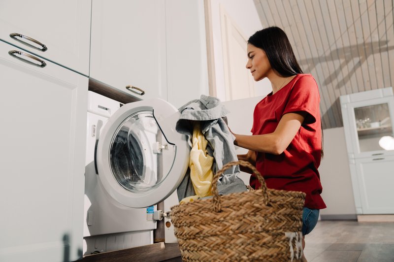 ZAČIMBA, ki jo dodajte perilu v pralni stroj (foto: shutterstock)
