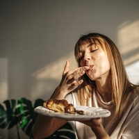 Ko nam primanjkuje ljubezni, začnemo svoje telo prekomerno polniti s hrano
