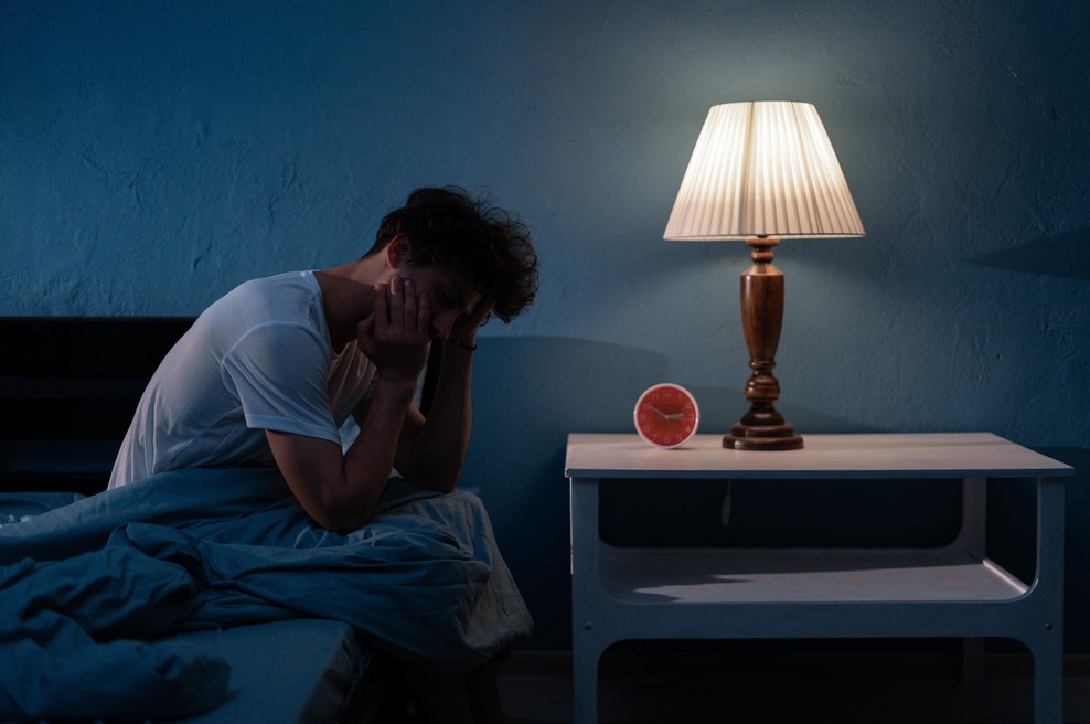 Odkrijte, kako vam lahko sanje o napadu pomagajo premagati notranje demone in doseči duhovno prebujenje. (foto: Shutterstock)