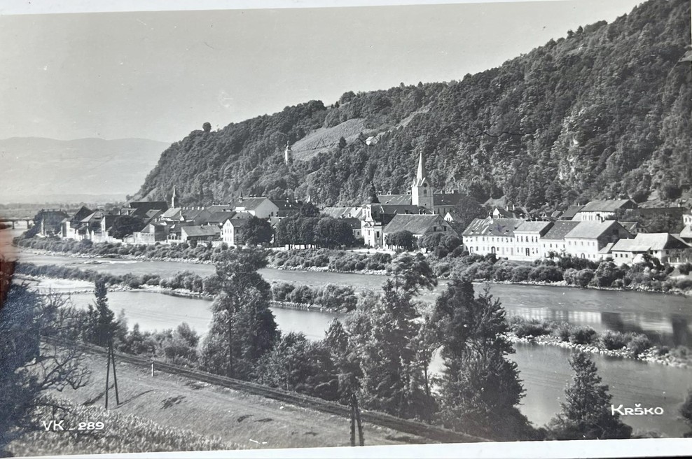 Te osupljive stare razglednice razkrivajo, kako je izgledala Slovenija včasih (foto: Ana Vehovar)