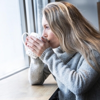 Omilite stres in nespečnost – pred spanjem si privoščite čaj te zdravilne rastline