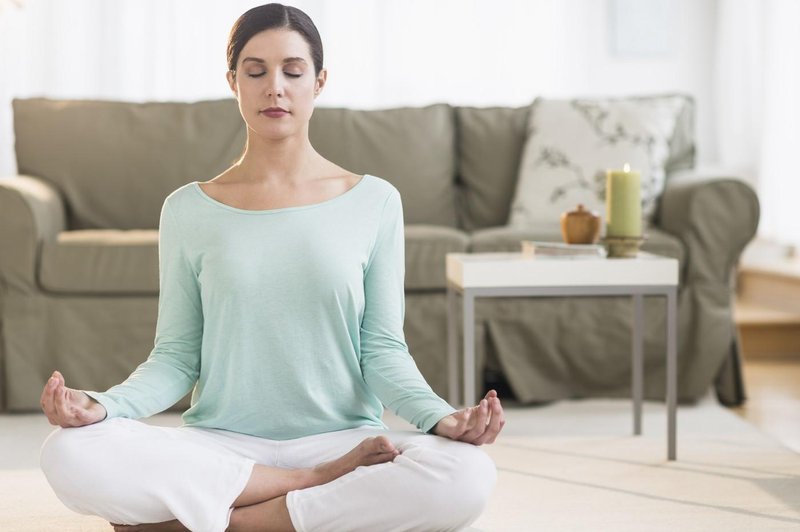 Položaj za meditiranje: 4 najboljši položaji telesa pri meditaciji (foto: profimedia)