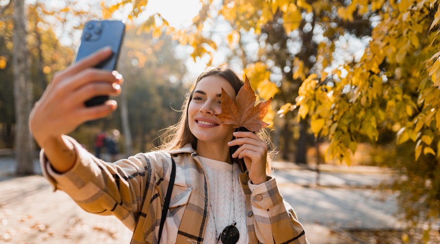 Način, kako posnamete selfije, razkriva, ali ste narcisoidni, zaprti ali odprti (foto: Shutterstock)
