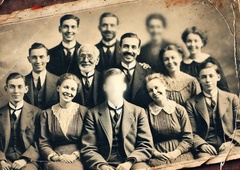 "Bila sem spočeta z darovalčevo spermo" - Kako je DNK test razkril družinsko skrivnost, staro 54 let