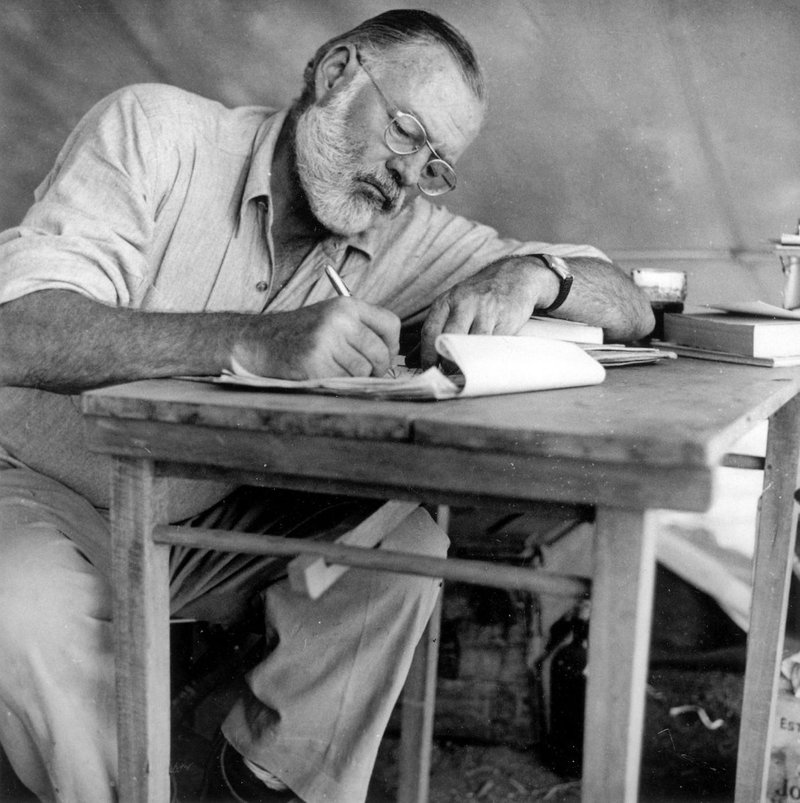 Ernest Hemingway: "Svet zlomi vsakogar, a kasneje so mnogi na zlomljenih mestih močnejši."