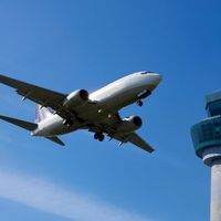 Pilot rešil 147 življenj potnikov, potem ko je "slišal glas", zaradi katerega je vzletel tri minute prej