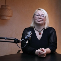 Vastu s Tino Pipan (PODKAST): "Slovenci preveč kopičimo stvari."