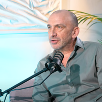 Dr. Andrej Roth (onkološki kirurg): "Človeku nikoli ne smemo vzeti upanja in vere v dober izid"