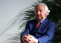 Dr. Uroš Lipušček: "Resnica je prva žrtev vsake vojne. Propaganda je danes močnejša kot kdajkoli prej."
