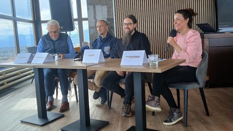 Več kot 40.000 pacientov in 1.000 psihoterapevtov poziva poslance: sprejmite zakon o psihoterapiji!