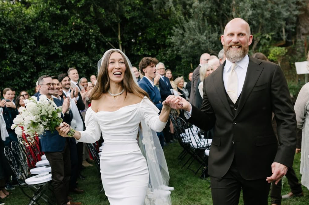 Spoznala sta se prek aplikacije, na zmenek sta se odpravila ob 8. zjutraj in takoj je vedela, da je spoznala pravega (foto: Instagram @britishvogue (Posnetek zaslona))