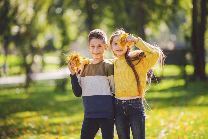 Mama trdi, da dobri starši nikoli ne dražijo otrok s TO šalo