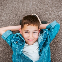 7 vedenj, ki so značilna za sinove, ki jim starši niso izkazovali dovolj ljubezni