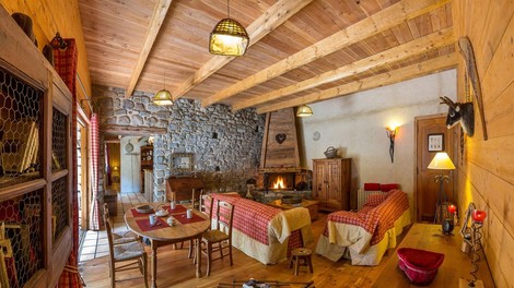 stanovanje dnevna soba interior