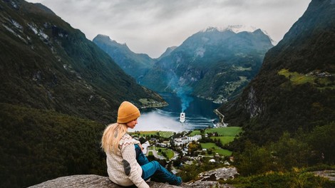 ženska razgled jezero narava