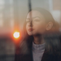 Bojana Pustinek: "Kaj nam pomaga tehnološki napredek, če ljudje izgubljajo voljo do življenja?"