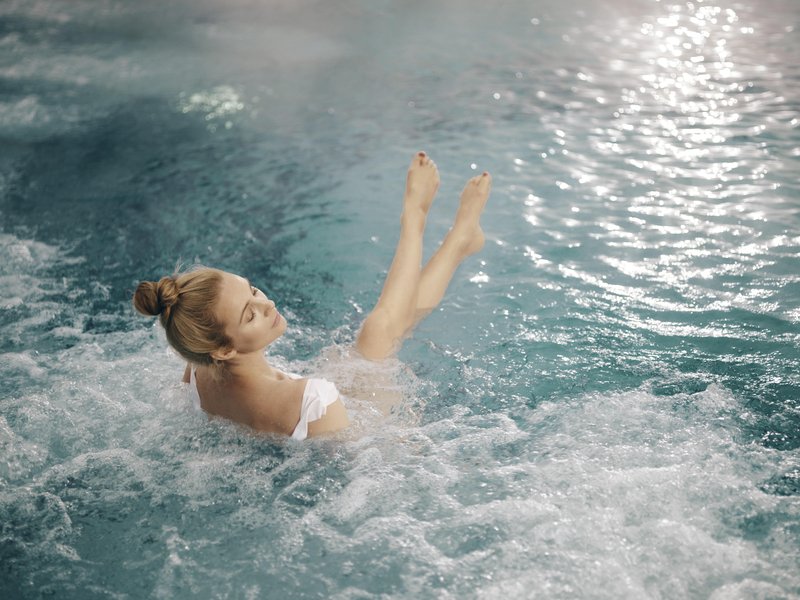 Kako živeti dolgo, mladostno in vitalno? Ključ je v stalni skrbi zase