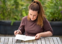 Mag. Marijana Jazbec: "Preiskava pisave je detektivsko delo."