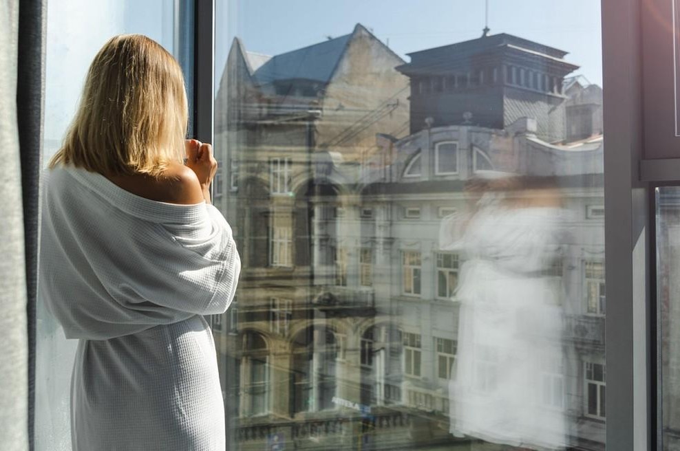 Imate zjutraj meglene misli in težko začnete dan? Zakaj nekdo ni jutranji tip (in zakaj to ni nujno problem) (foto: profimedia)