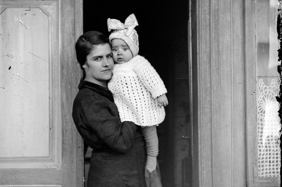 Marino so kot dojenčico pustili na stopnišču policije: 60 let pozneje je izvedela resnico o materi (foto: profimedia)