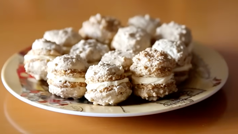 Sladica, ki jo je oboževala vsa Jugoslavija: ne zahteva dragih sestavin, priprava pa je otročje lahka