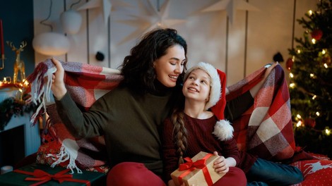 Ali bi morali otroku povedati resnico o Božičku?