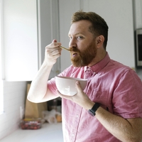 Zajtrk, na katerega prisega nutricionist: "Pripravi me na uspešen dan in zaradi njega se dobro počutim"