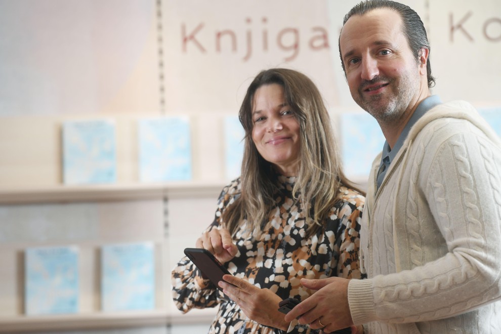 Kako biti slišan? (o  revolucionarnem pristopu k obravnavi človeškega glasu)