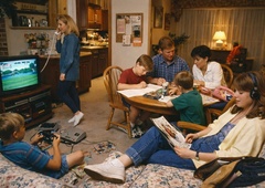 Zakaj smo bili v 90ih srečnejši?