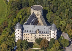 Wewelsburg: grad, kjer so duhovnost uporabili za opravičevanje zla