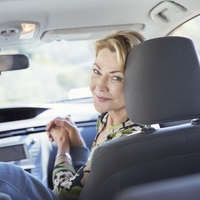 "Mrtva" žena se je čudežno vrnila v življenje na odstavnem pasu avtoceste zaradi moževe hitre reakcije