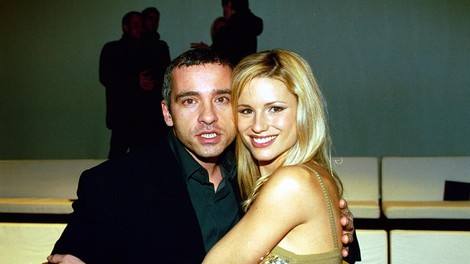 Zaradi sekte se je ločila od Erosa Ramazzottija, štiri leta ni govorila z družino in izgubljala lase zaradi stresa