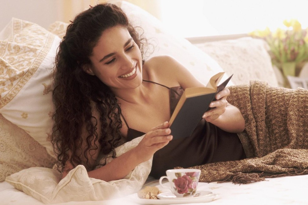 Strokovnjaki za spanje priporočajo, da naredite ta 5-minutni "reset spalnice" za boljši spanec (foto: profimedia)