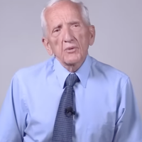 Dr. Colin Campbell (92 let): "V zadnjih 47 letih nisem zbolel." Spoznajte 5 živil, ki jih je vsak dan