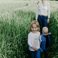 Avstrijski psiholog o tem, kako na nas vpliva vrstni red rojstva: "Otroci iz iste družine ne odraščajo v istem psihološkem okolju."