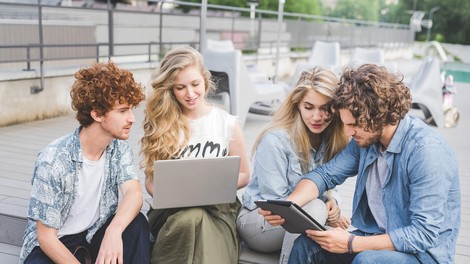 To je razlog, da so mladi danes po vsem svetu vse bolj nesrečni