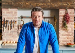 Jamie Oliver se sprašuje: "Ali lahko živiš zdravo in hkrati piješ alkohol?" Tako mu je odgovorila znanstvenica...