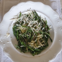 Na Kras na pohod in jedi iz špargljev