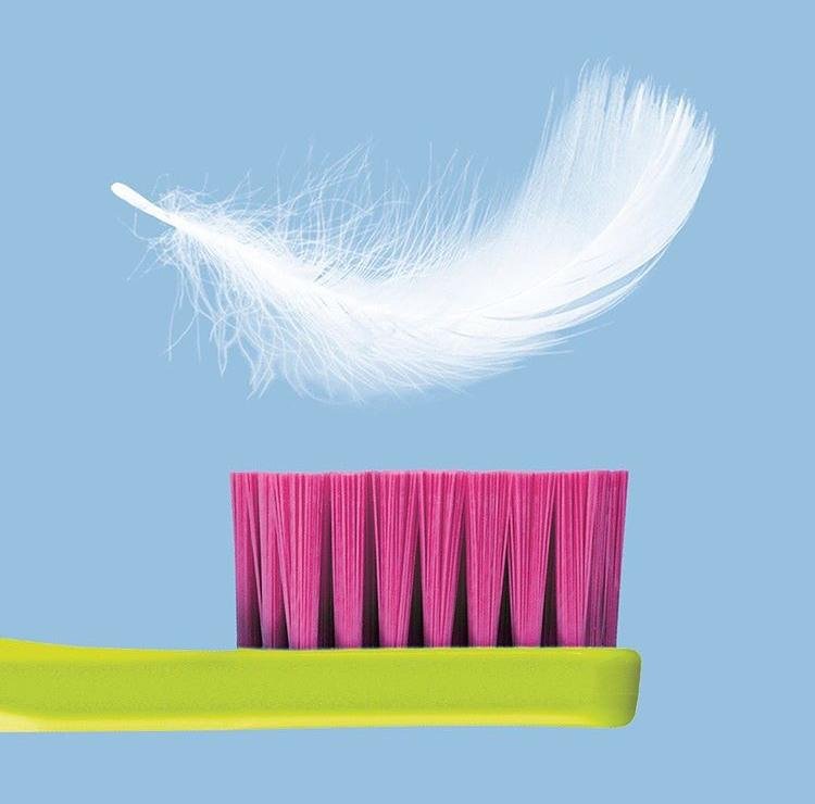 Ritual jutranje čuječnosti: Zakaj je ščetkanje zob lahko vaša prva meditacija dneva?