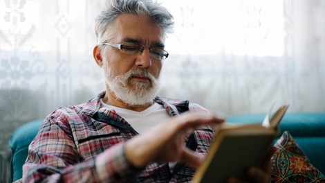 Najpametnejšega človeka na svetu so vprašali, ali obstaja Bog in kaj se zgodi po smrti