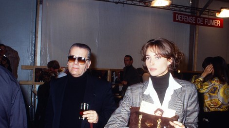 Bila je najlepša ženska 90-ih, danes pa prisega na naravno staranje in še vedno žari od lepote
