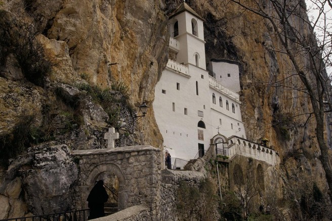 ostrog samostan