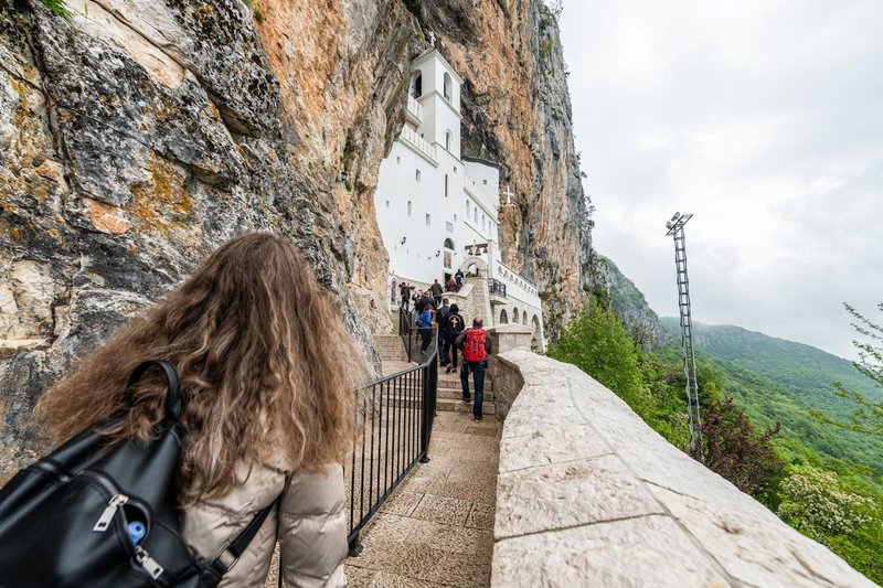 ostrog samostan