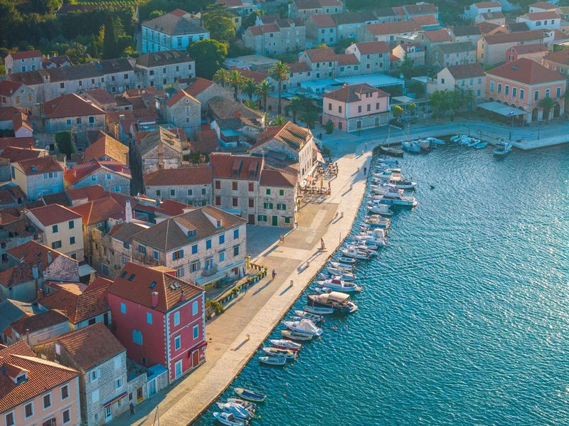 hvar