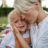 Starševski slog št. 1 za vzgojo zdravih in odpornih otrok: "Desetletja raziskav kažejo enako," pravi psihološka strokovnjakinja